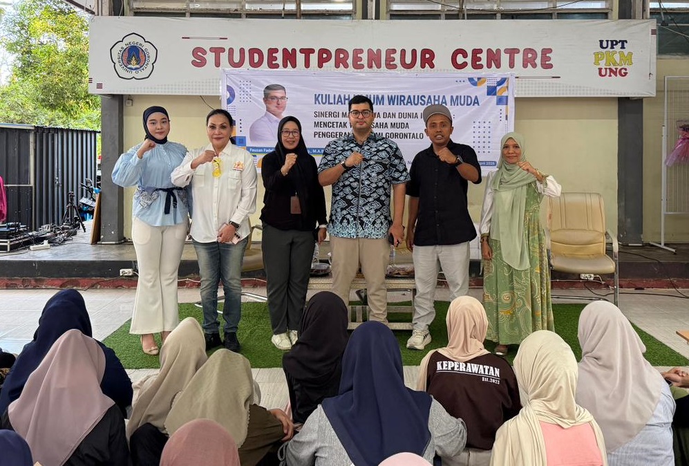 Bukan Sekadar Pencari Kerja, Mahasiswa UNG Didorong Jadi Penggerak Ekonomi lewat Kuliah Umum Kewirausahaan