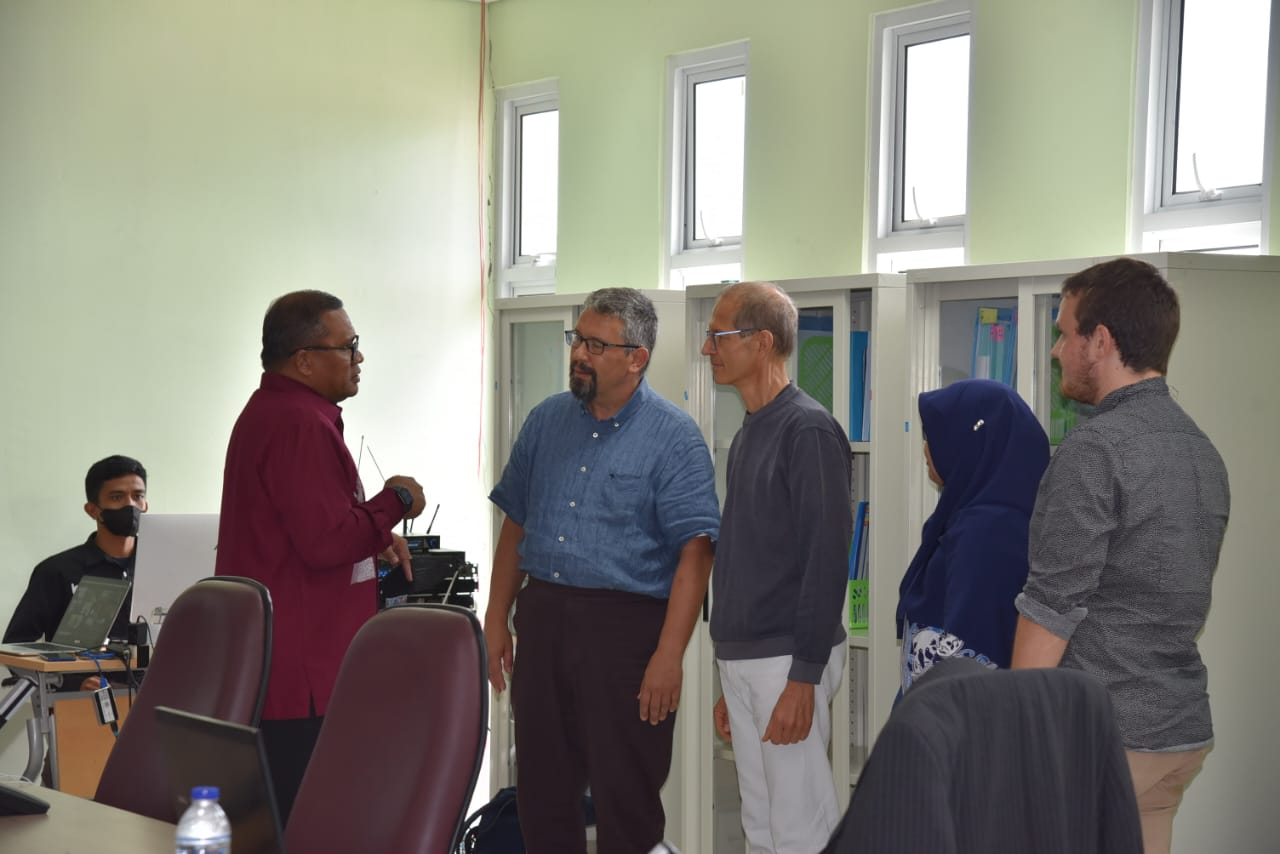 Kali Pertama Lakukan Akreditasi Internasional, Rektor Optimis Peroleh Hasil Terbaik