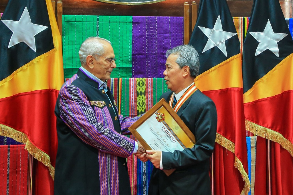 Dosen UNG Terima Penghargaan Tertinggi Dari Presiden Timor-Leste