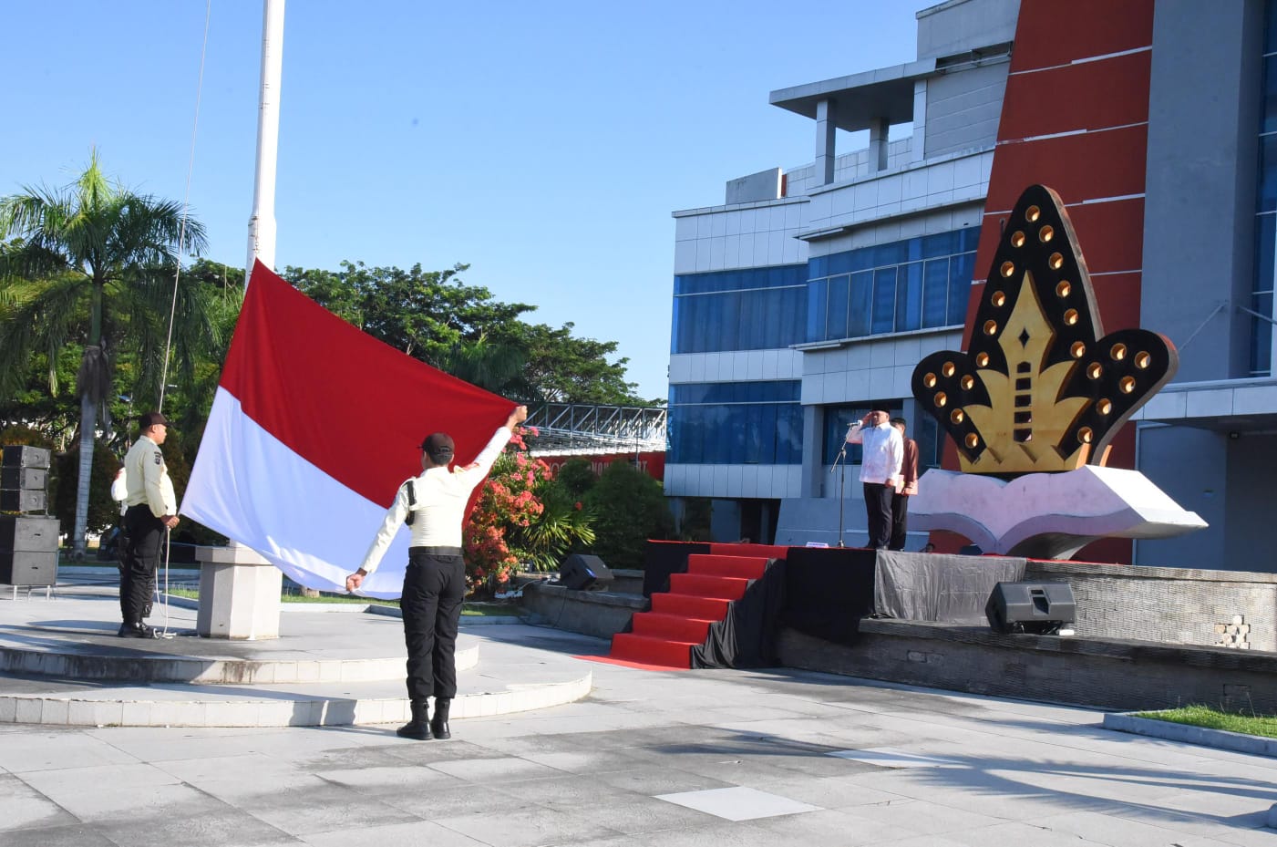 Peringati Hardiknas 2026, Rektor UNG Ajak Sivitas Akademika Perkuat Transformasi Pendidikan