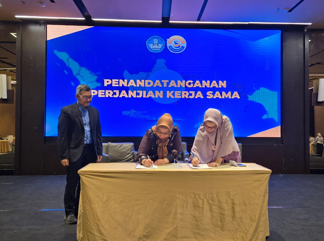 Fakultas Kedokteran UNG dan UNHAS Jalin Kerja Sama Penyelenggaraan Pendidikan Prodi Doktor Ilmu Kedokteran