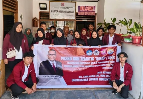Dorong Wisata Hiu Paus Mendunia, Mahasiswa KKN UNG Hadirkan Transformasi Digital di Desa Botubarani