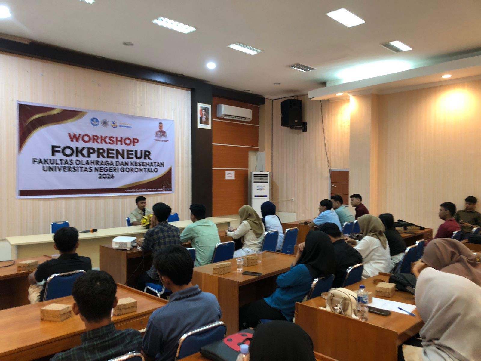 Gelar Program FOK Preneur, Fakultas Olahraga dan Kesehatan Cetak Generasi Muda Mandiri