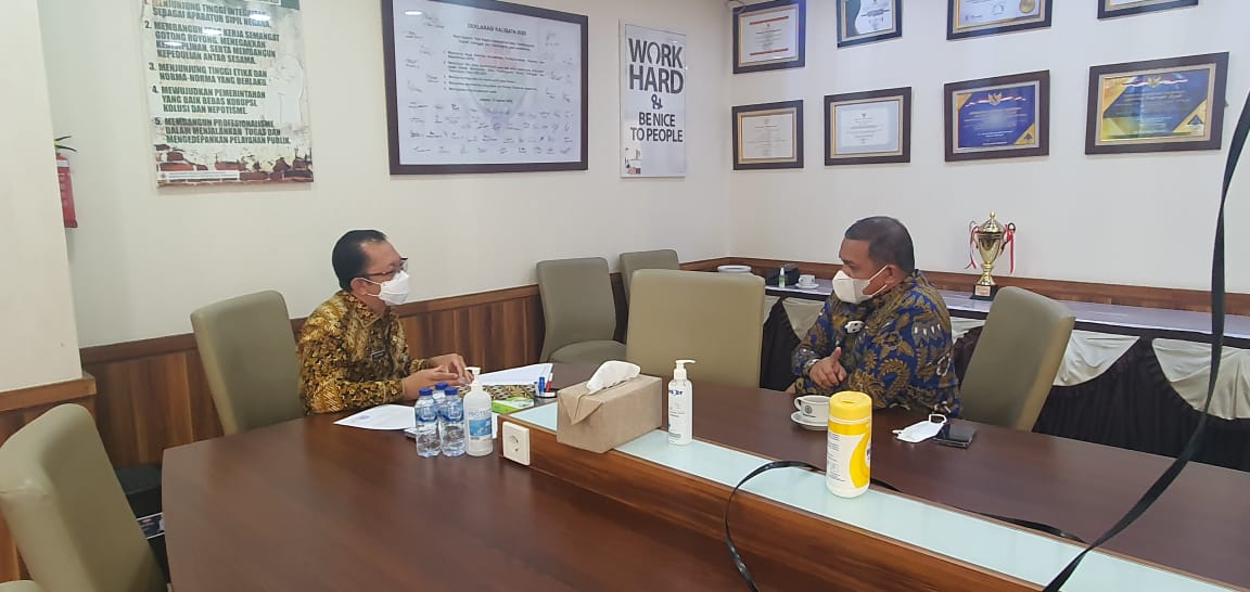 Rektor dan Sekjen Kemendes PDTT Bahas Sekolah Desa
