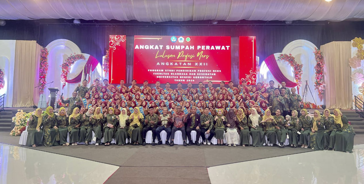 66 Lulusan Profesi Ners UNG Resmi Diangkat Sumpah, Siap Mengabdi untuk Kesehatan Masyarakat
