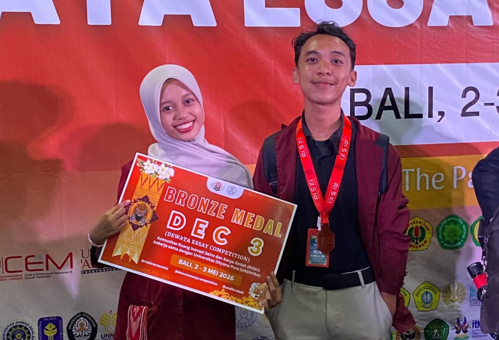 Mahasiswa Pendidikan Sejarah UNG Raih Bronze Medal pada Dewata Essay Competition Tingkat Nasional