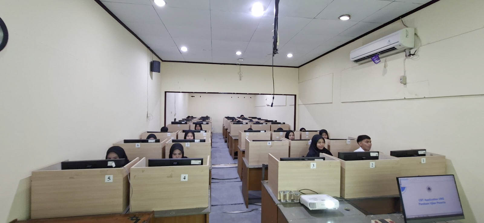FOK UNG Gelar CBT Penerimaan Mahasiswa Pendidikan Profesi Apoteker Angkatan III Tahun 2026