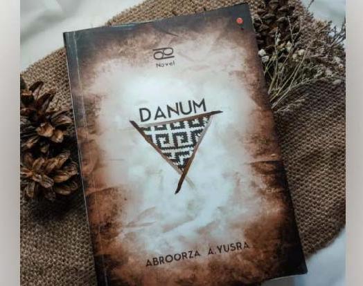Dari Novel ke Realitas: Penelitian Mahasiswa FSB UNG Ungkap Dampak Konversi Lahan dalam Danum