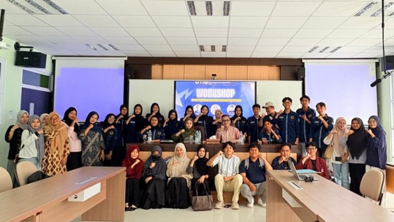 HMJ Pendidikan Bahasa Inggris UNG Gelar Workshop SPSS, Dorong Mahasiswa Tingkatkan Kualitas Penelitian