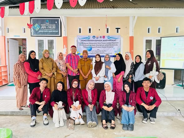 Pelatihan Konten Kreatif di Desa Poowo Jadi Langkah Nyata Pemasaran Digital Produk Pertanian