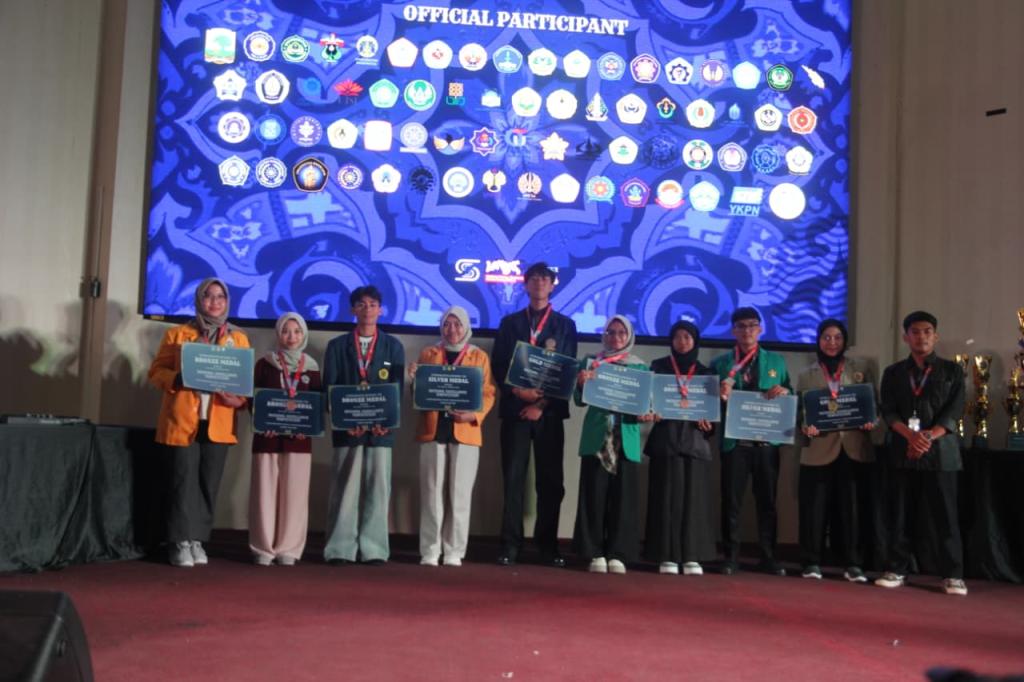 Torehkan Prestasi, Mahasiswa Fakultas Teknik Raih Bronze Medal pada Lomba Essay Tingkat Nasional
