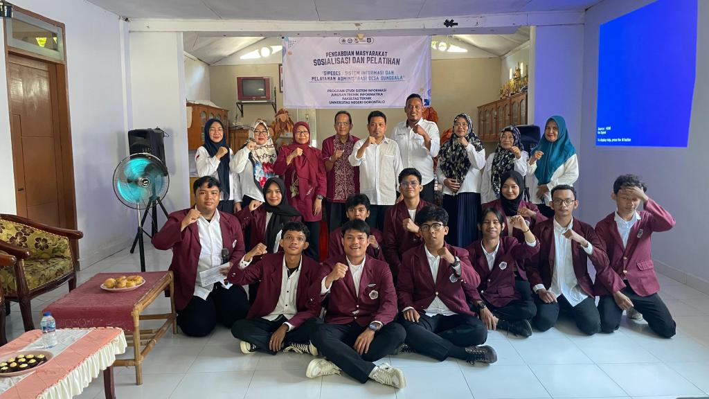 Berkat Dukungan Inovasi Mahasiswa, Desa Dunggala Kini Miliki Sistem Layanan Berbasis Website