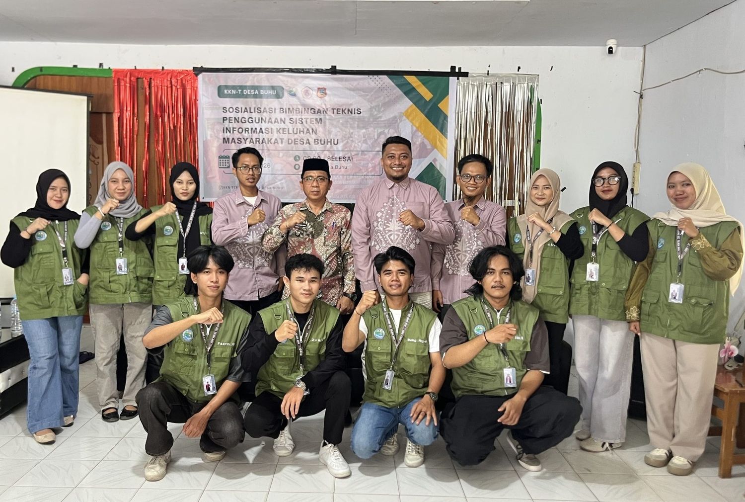 Mahasiswa KKN Hadirkan Sistem Informasi Keluhan Masyarakat Berbasis Website di Desa Buhu