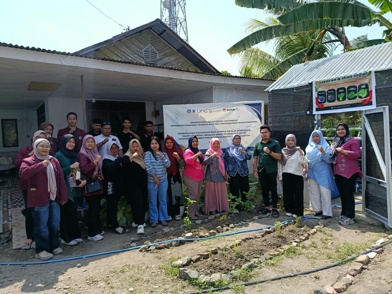 UNG Kawal Program Pengabdian Smart Aquaponic untuk Pangan Bergizi di Desa Ombulo Kabupaten Gorontalo