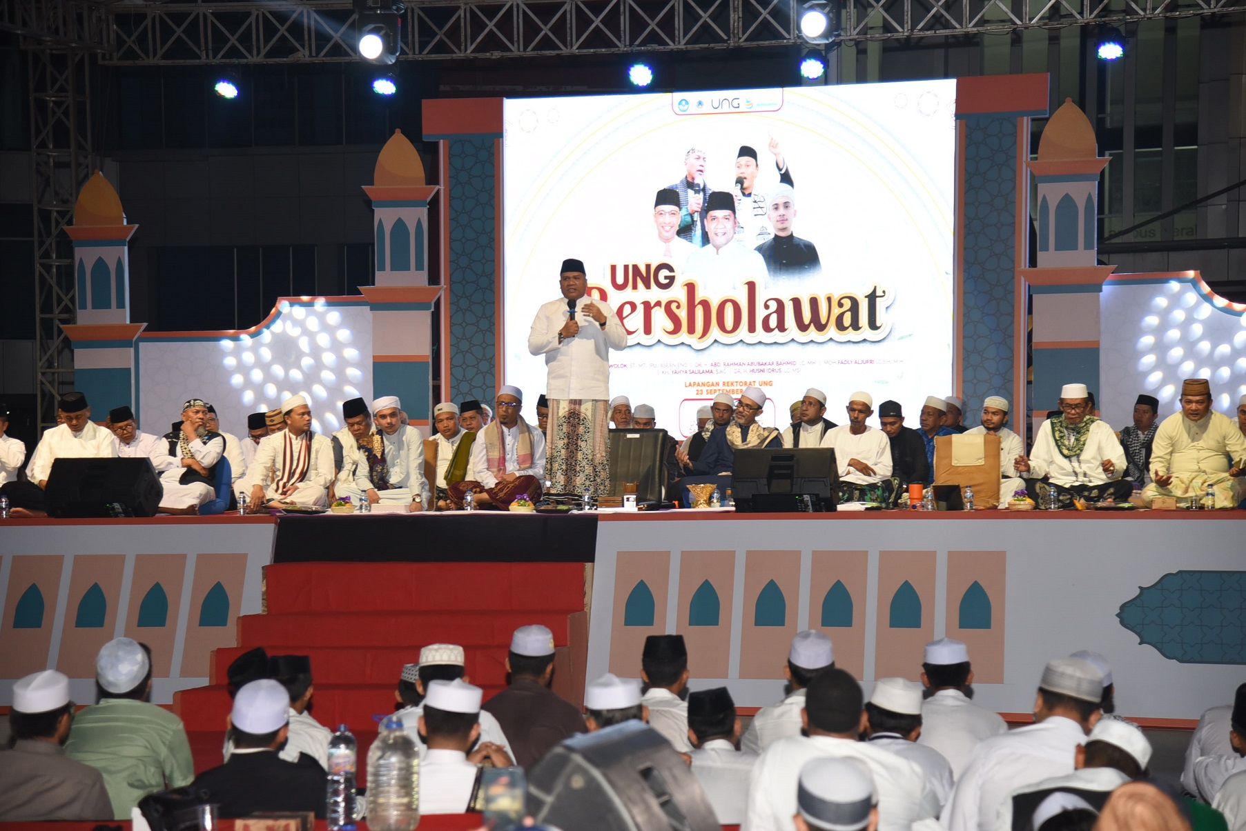 Dzikir dan Doa Berkumandang di Lingkungan Kampus Melalui Kegiatan UNG Bersholawat